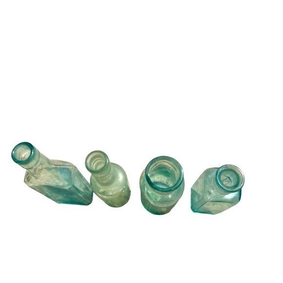 Antique Glass Aqua Green Old Apothecary Medicine Bottles - Picture 2 of 2